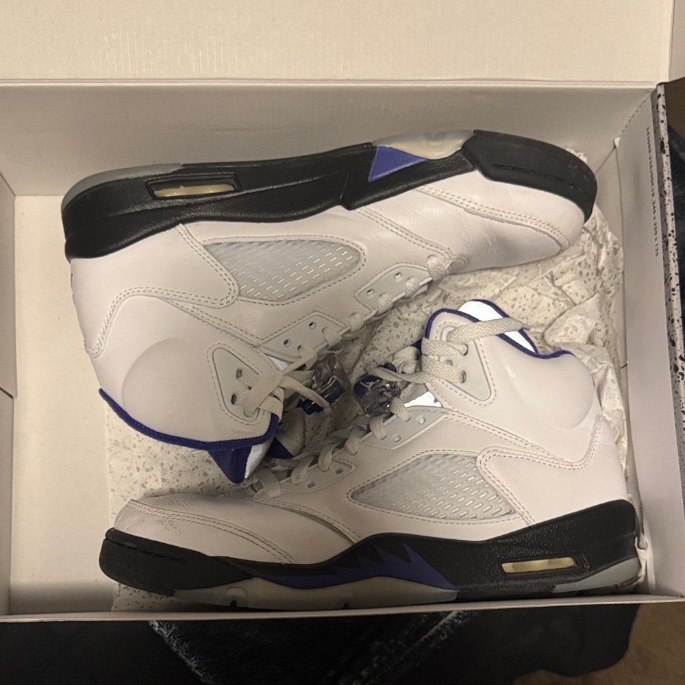 Air Jordan 5 Retro